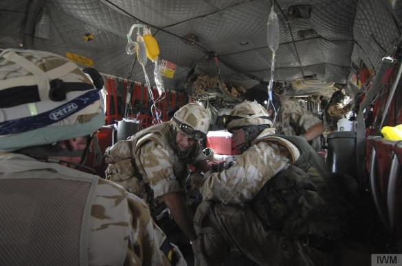 MERT team, with doctor, specialist nurse and two paramedics MERT team, with doctor, specialist nurse and two paramedics